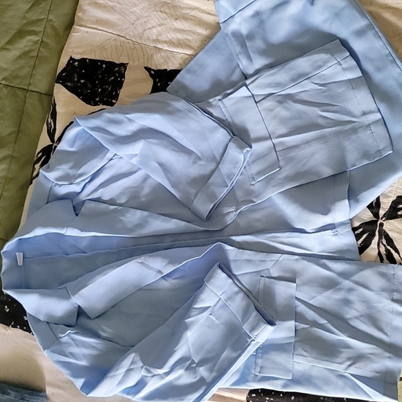 Shein girl's skirts and pantsuit bundle - Picture 2 of 5